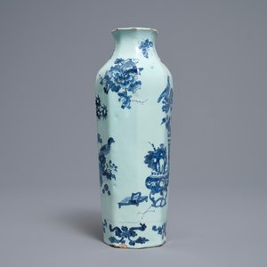 An octagonal Dutch Delft blue and white chinoiserie vase with an elephant, last quarter 17th C. — 照片 4