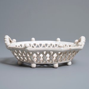 An octagonal reticulated white Delftware basket, Delft or Frankfurt, 17th C. — 照片 4