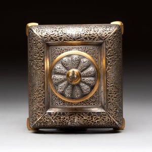 An Orientalist gilt and tinned bronze inkwell, probably France, 19th C. — foto 7