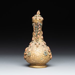 An Ottoman coral-and-turquoise-inlaid gilt-copper tea service with five Chinese wucai cups, 19th C. — photo 14