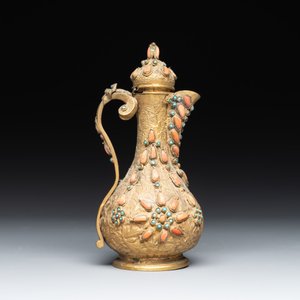 An Ottoman coral-and-turquoise-inlaid gilt-copper tea service with five Chinese wucai cups, 19th C. — photo 15
