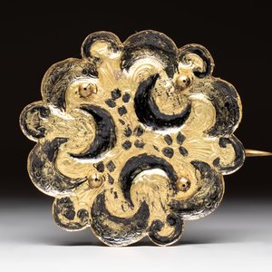 An Ottoman gilt-bronze inscribed incense burner with a red stone, 19th C. — 照片 7