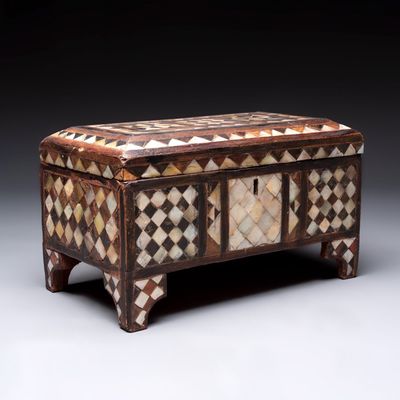 An Ottoman mother-of-pearl and tortoiseshell-inlaid casket, 19th C., 19th C.