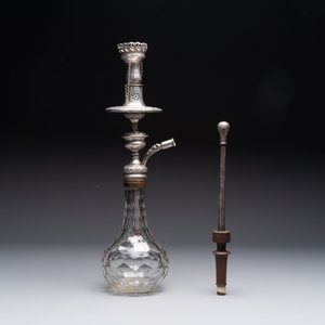 An Ottoman silver-mounted cut-glass hookah with an enamelled silver mouthpiece, 19th c. — 照片 4