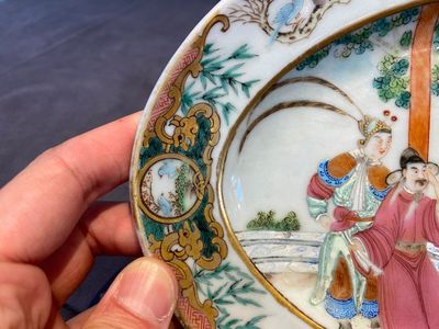 An oval Chinese Canton famille rose dish, 19th C. — photo 7