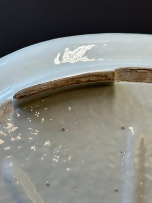 An oval Chinese Canton famille rose dish with narrative design, 19th C. — photo 9