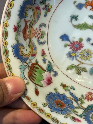 An oval Chinese famille rose 'Madame de Pompadour' dish, Qianlong, ca. 1745 — foto 6