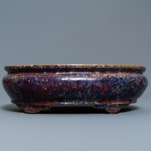An oval Chinese flambé-glazed narcissus jardinière, 19th C. — 照片 3