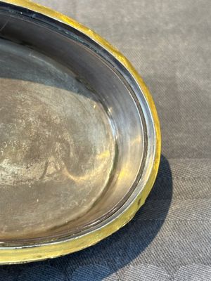 An oval Chinese imperial gold and silver filigree lidded 'dragon' box on reticulated stand and with presentation box, Qianlong mark and of the period — photo 21