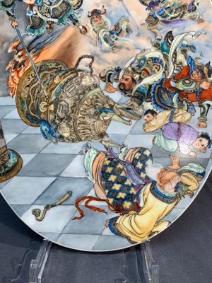 An oval Chinese polychrome-decorated 'Monkey King 孫悟空' plaque, 20th C. — photo 4