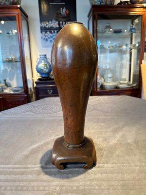 An unusual and large Chinese bronze vase, Ming — 照片 1