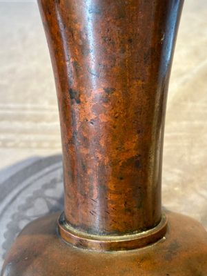 An unusual and large Chinese bronze vase, Ming — 照片 11