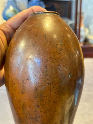 An unusual and large Chinese bronze vase, Ming — 照片 12