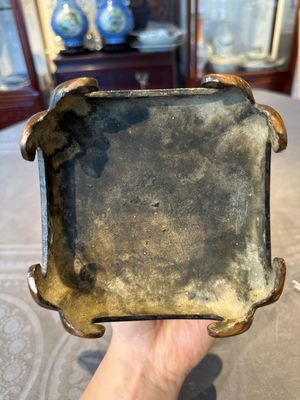 An unusual and large Chinese bronze vase, Ming — 照片 18