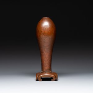 An unusual and large Chinese bronze vase, Ming — 照片 5