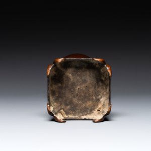 An unusual and large Chinese bronze vase, Ming — 照片 7