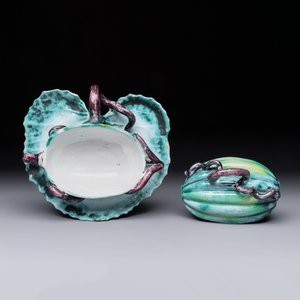 An unusual Brussels faience melon-shaped tureen and cover on a leaf-form stand — photo 9