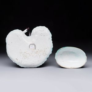 An unusual Brussels faience melon-shaped tureen and cover on a leaf-form stand — photo 10