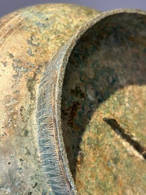 An unusual Chinese archaic bronze arrow vase, 'touhu 投壺', Han — 照片 16