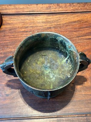 An unusual Chinese archaistic bronze censer with wooden cover, 'gui', Song — photo 8