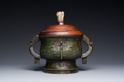 An unusual Chinese archaistic bronze censer with wooden cover, 'gui', Song