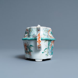 An unusual Chinese Canton famille verte teapot and cover, 19th C. — 照片 3