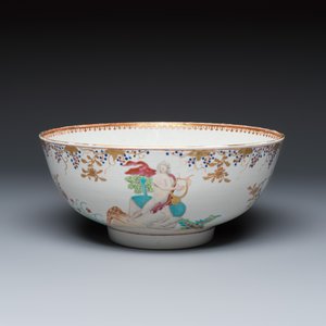 An unusual Chinese famille rose export porcelain 'Apollo playing the lyre' bowl — photo 1