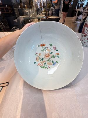 An unusual Chinese famille rose punch bowl with floral relief design, Qianlong — photo 11