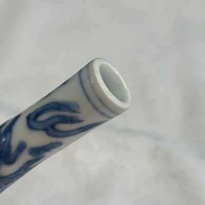 An unusual Chinese Swatow blue and white 'Dragon' triple-gourd vase — 照片 7