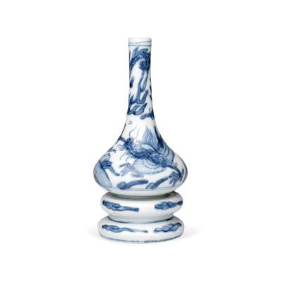 An unusual Chinese Swatow blue and white 'Dragon' triple-gourd vase, Pinghe kilns, late Ming