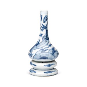 An unusual Chinese Swatow blue and white 'Dragon' triple-gourd vase — 照片 2