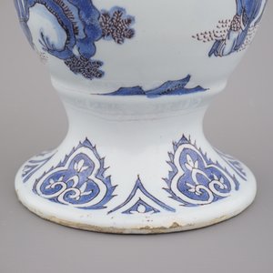 An unusual Dutch Delft blue and manganese vase, 17th C. — photo 6