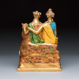An unusual French gilt-polychromed biscuit porcelain group — foto 4