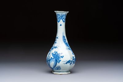 An unusual octagonal blue and white Dutch Delft chinoiserie vase in Transitional style, 17th C. — photo 3