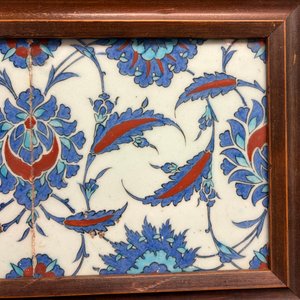 An unusual pair of small square Iznik tiles with saz leaves — photo 5