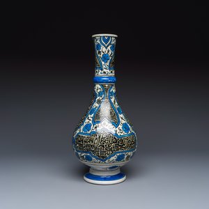 An unusual Samson Safavid- or Iznik-style bottle vase — 照片 1