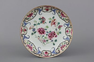Assiette en porcelaine de Chine, famille rose, 18e
