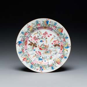 Assiette en porcelaine de Chine famille rose à décor de canards mandarins et d'immortels, Yongzheng — photo 1