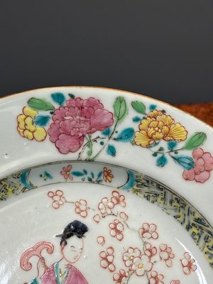 Assiette en porcelaine de Chine famille rose à décor 'Magu', Yongzheng — photo 5