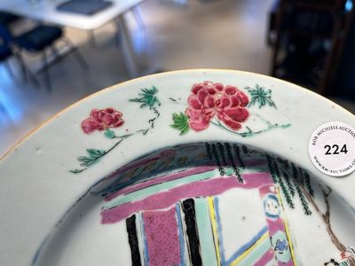 Assiette en porcelaine de Chine famille rose  à décor 'Xi Xiang Ji', Yongzheng — photo 4