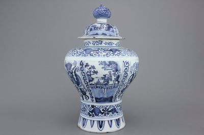 Balustervormige Delftse pot met deksel, met chinoiserie in Ming stijl, 17e eeuw