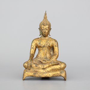Beeld van een zittende boeddha in verguld brons, Thailand, 19e eeuw — foto 1