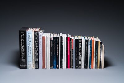 Belle collection d'ouvrages de référence et de catalogues de marchands sur les bronzes chinois