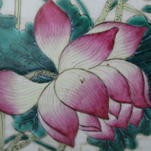 Bijzondere Hu-vormige vaas in Chinees porselein, met eenden, famille rose, 19e eeuw — foto 5