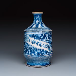 Blauwe pot, antwerps maiolica — foto 1