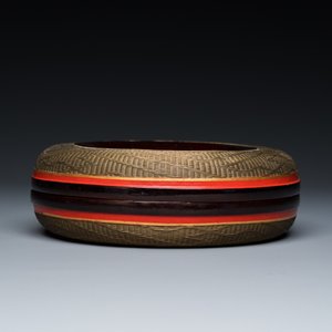 Boîte à collier et son couvercle en laque rouge et brun monté de fil de cuivre doré, Chine, 18/19ème — photo 6