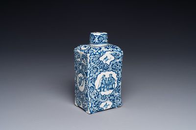 Boîte à thé couverte de forme rectangulaire en faïence de Delft bleu et blanc, 18ème