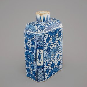 Boite à thé en faïence de Delft au décor d'une chinoiserie aux dragons, 18ème — photo 6