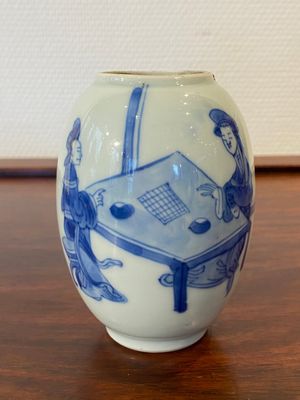 Boîte à thé en porcelaine de Chine en bleu et blanc, Kangxi — photo 1