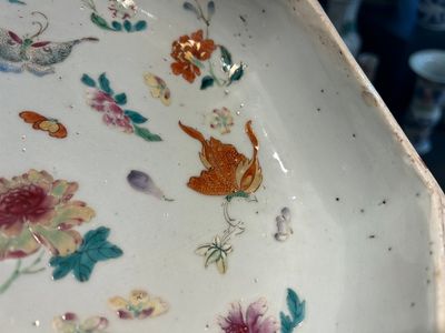 Boîte couverte de forme octogonale en porcelaine de Chine famille rose, rouge de fer et doré, Yongzheng — photo 28
